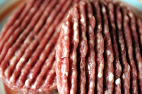 La bactérie EHEC et la consommation du steak haché La bactérie EHEC et la consommation du steak haché