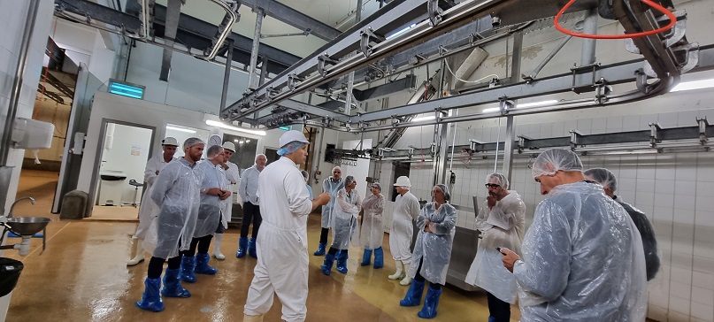 Visite de la directrice générale de la DGAL Maud Faipoux à l'abattoir de Ponte-Leccia